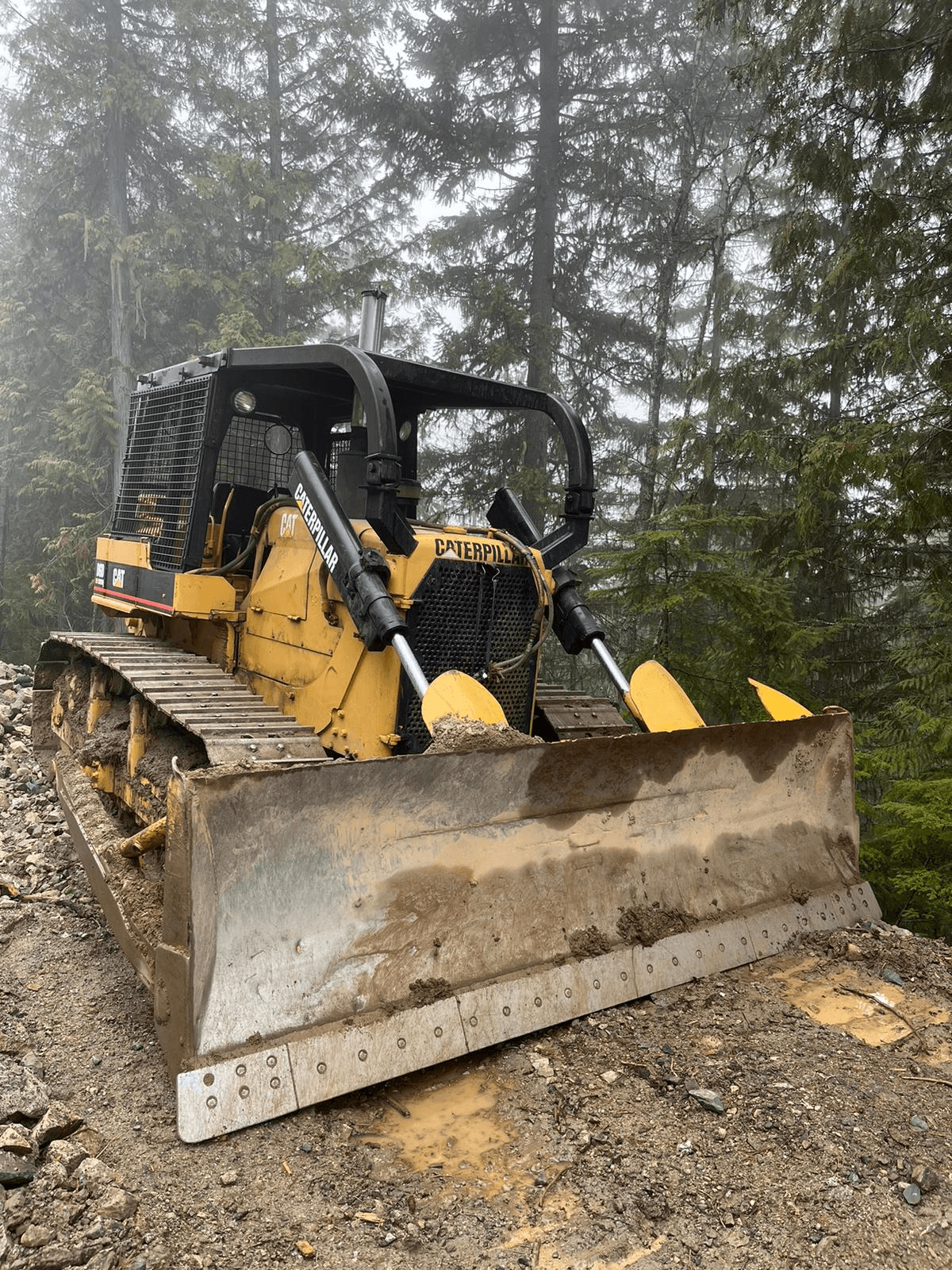 1999 CAT D6D Bulldozer
