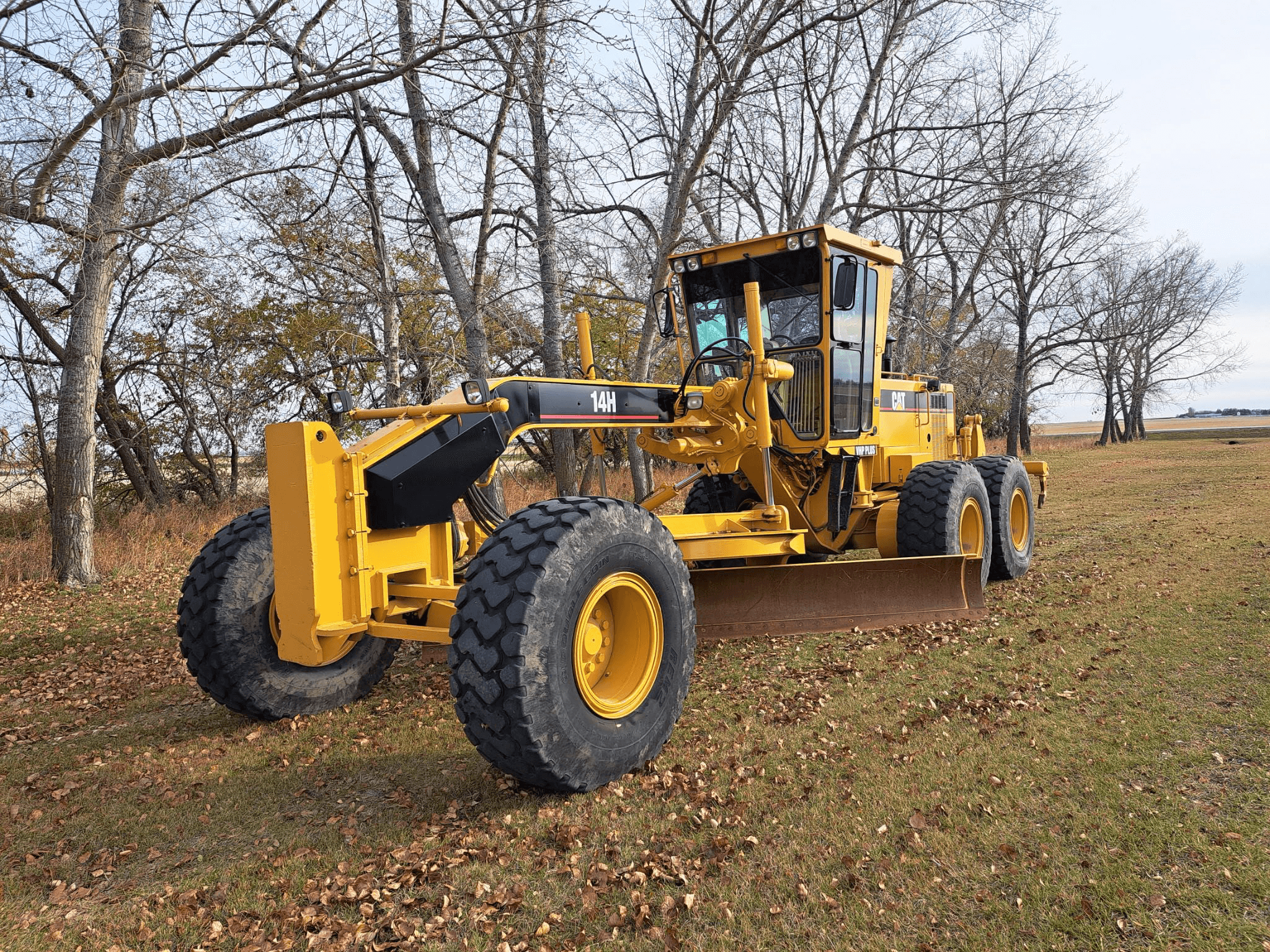 1998 CAT 14H Motor Grader
